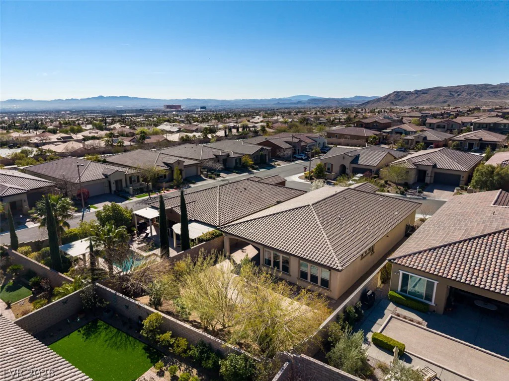 11822 Spadari, Las Vegas, NV 89138