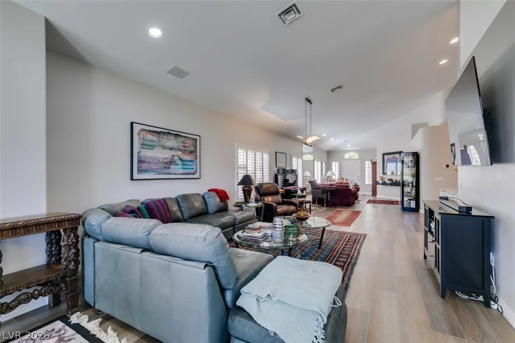 2016 Bay Hill, Las Vegas, NV 89117