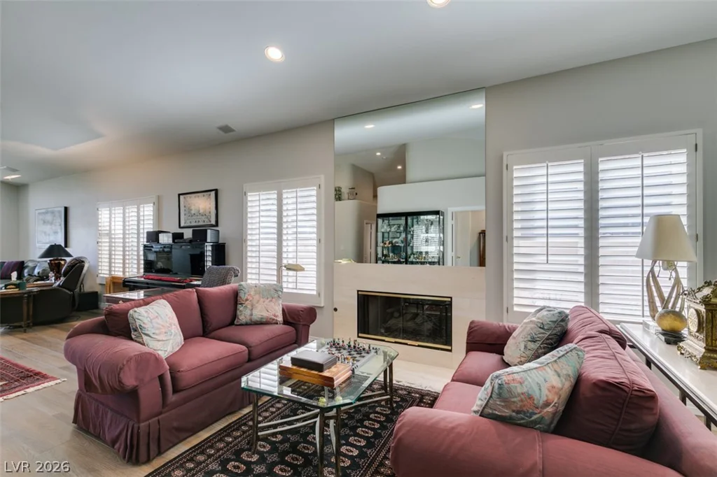 2016 Bay Hill, Las Vegas, NV 89117