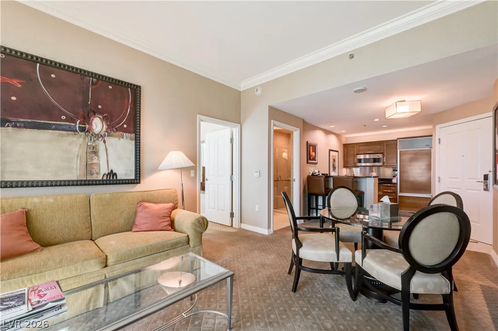 135 HARMON, Las Vegas, NV 89109