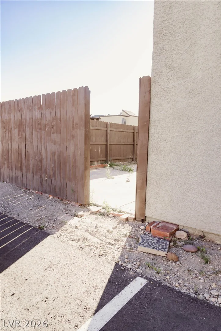 1477 Hialeah, Las Vegas, NV 89119