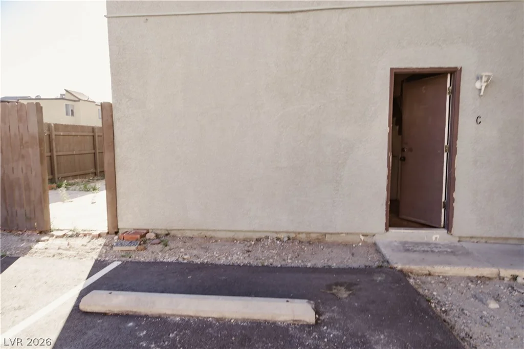 1477 Hialeah, Las Vegas, NV 89119