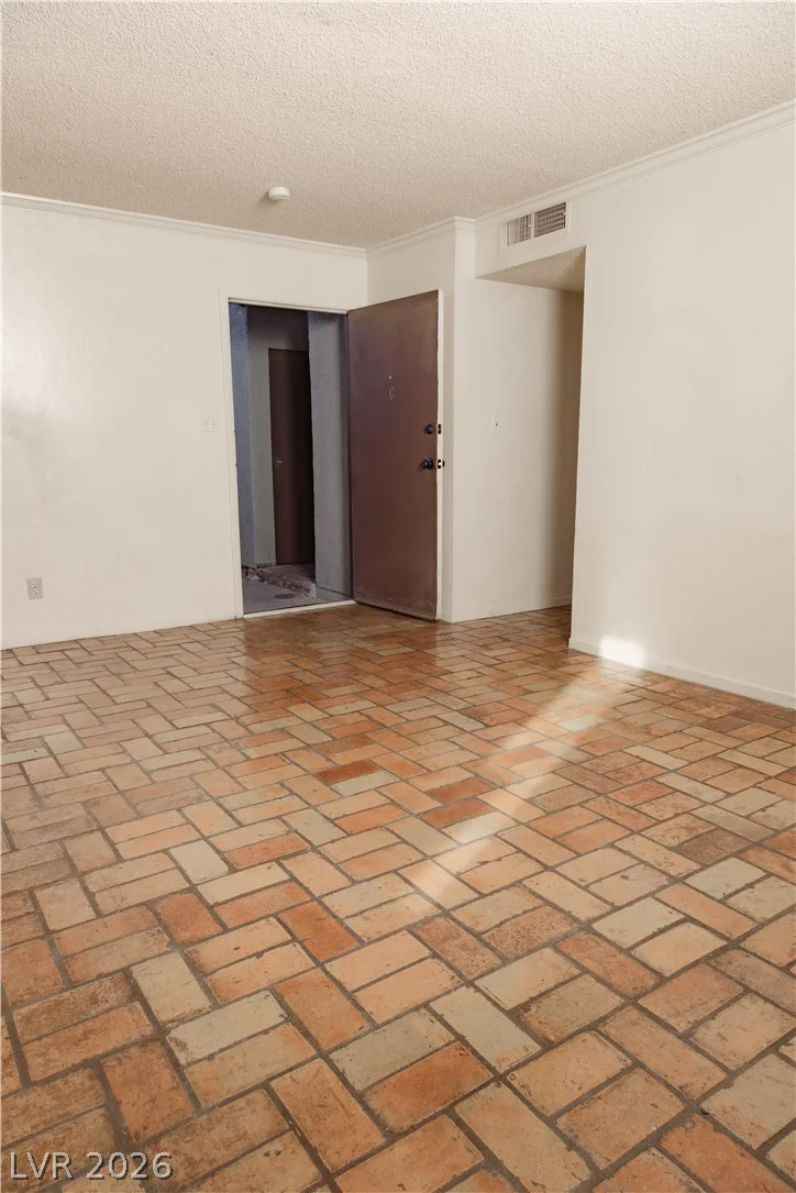 1477 Hialeah, Las Vegas, NV 89119