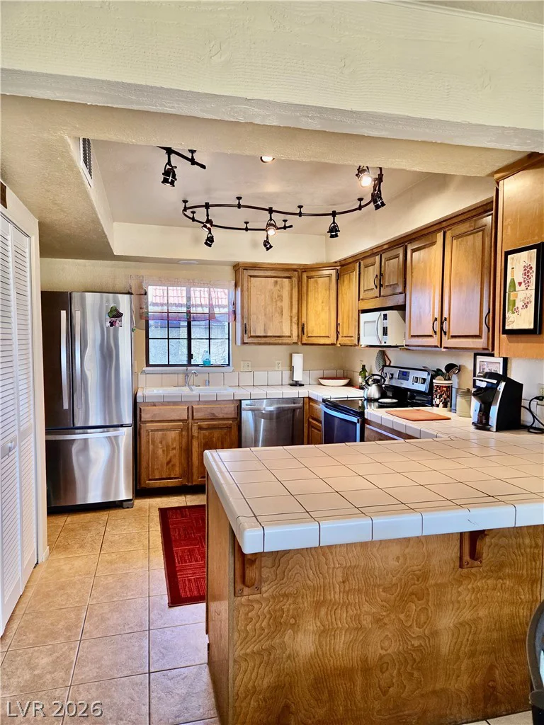 741 Bourbon, Pahrump, NV 89048