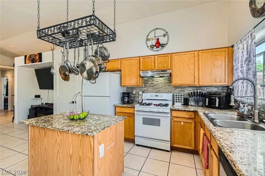 5353 Dandelion, North Las Vegas, NV 89031