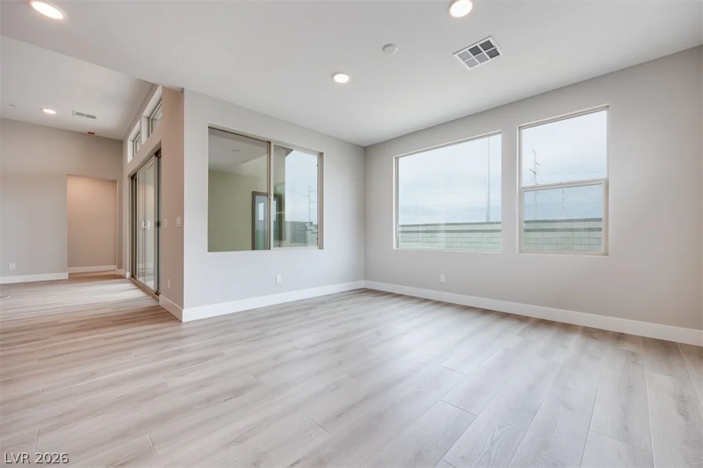 10324 Peako Hills, Las Vegas, NV 89166
