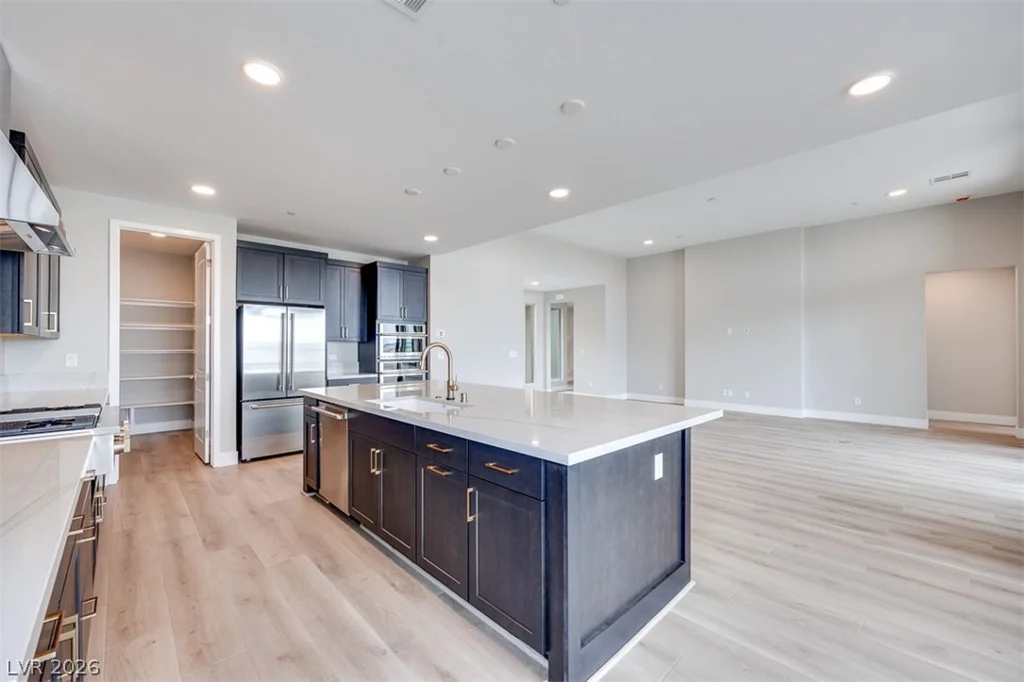 10324 Peako Hills, Las Vegas, NV 89166