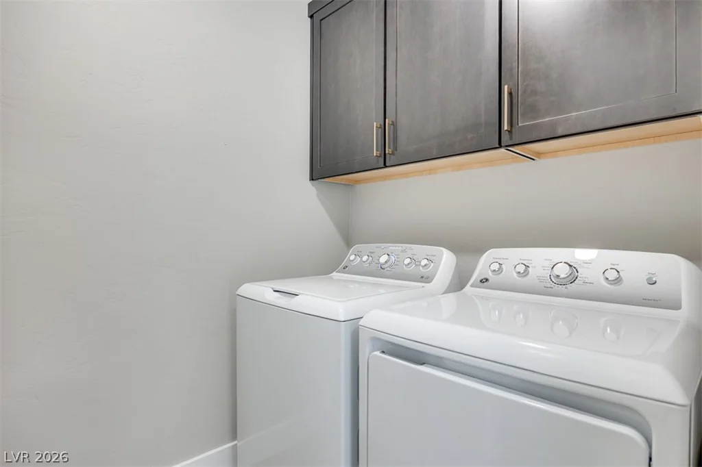 10324 Peako Hills, Las Vegas, NV 89166