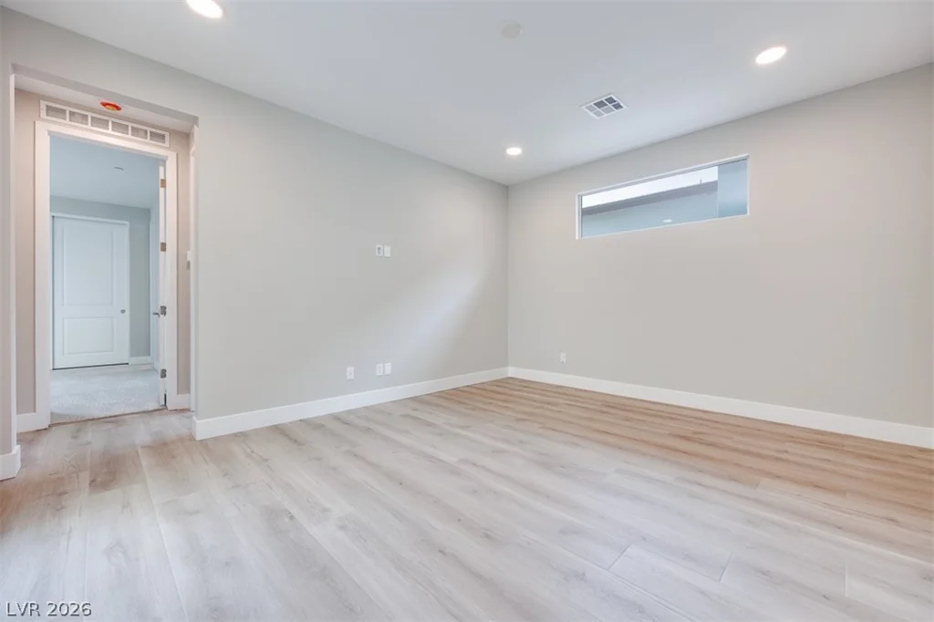 10324 Peako Hills, Las Vegas, NV 89166