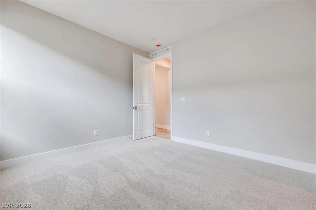10324 Peako Hills, Las Vegas, NV 89166