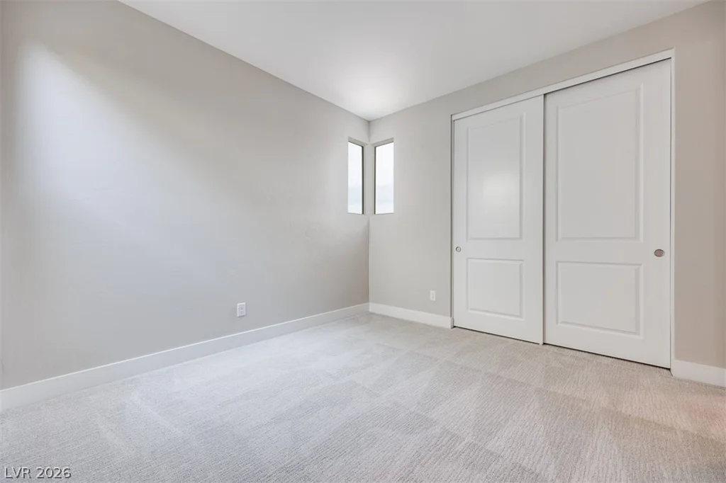 10324 Peako Hills, Las Vegas, NV 89166
