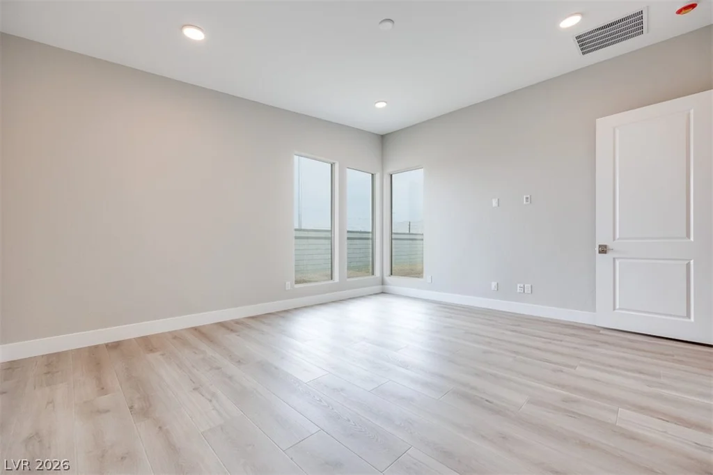 10324 Peako Hills, Las Vegas, NV 89166