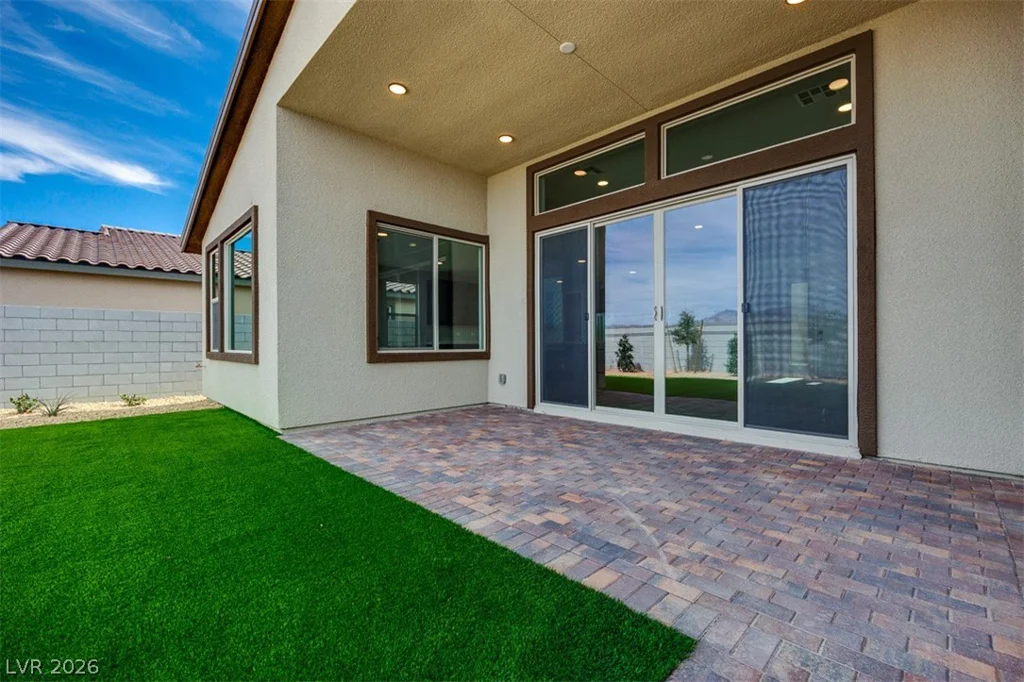 10324 Peako Hills, Las Vegas, NV 89166