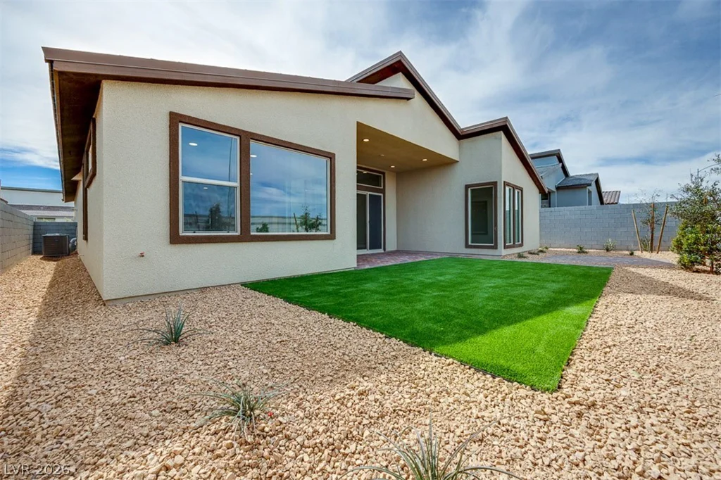 10324 Peako Hills, Las Vegas, NV 89166