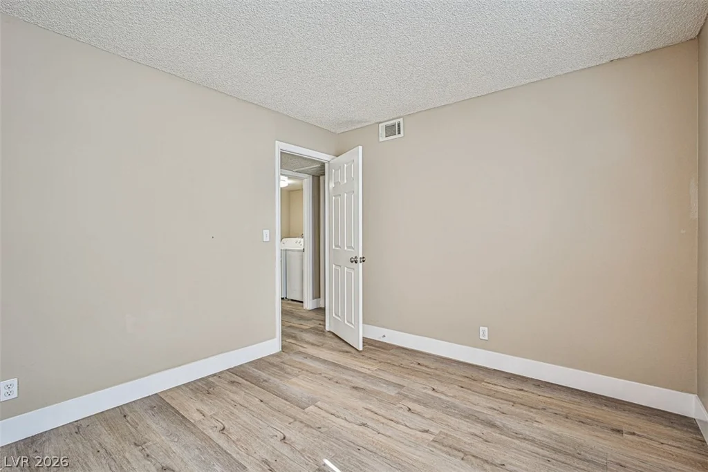 4348 Tara, Las Vegas, NV 89102