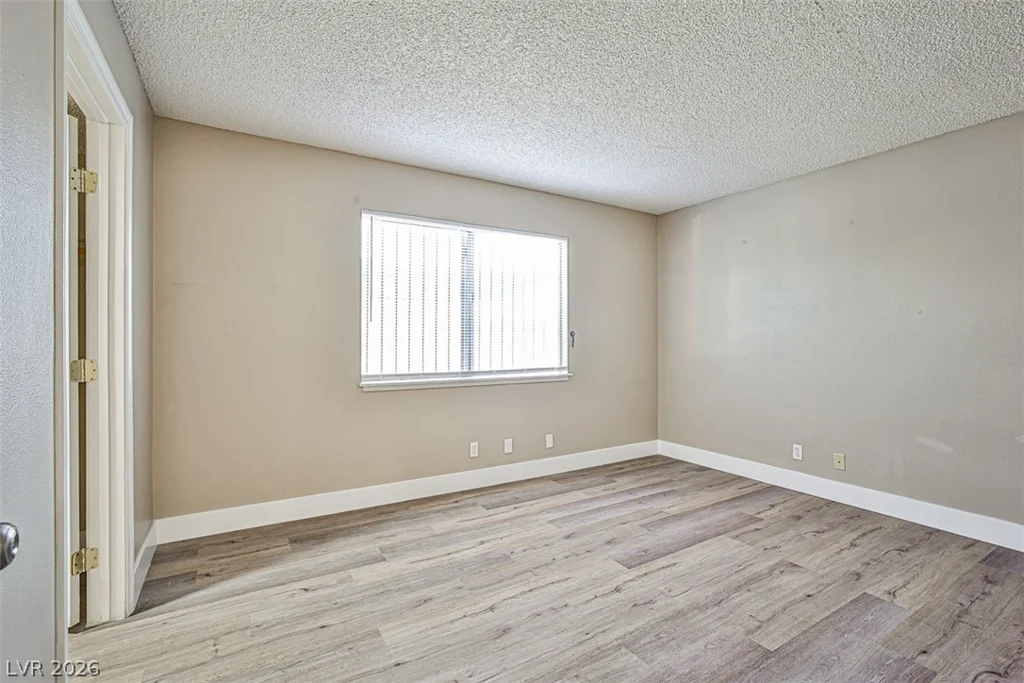 4348 Tara, Las Vegas, NV 89102