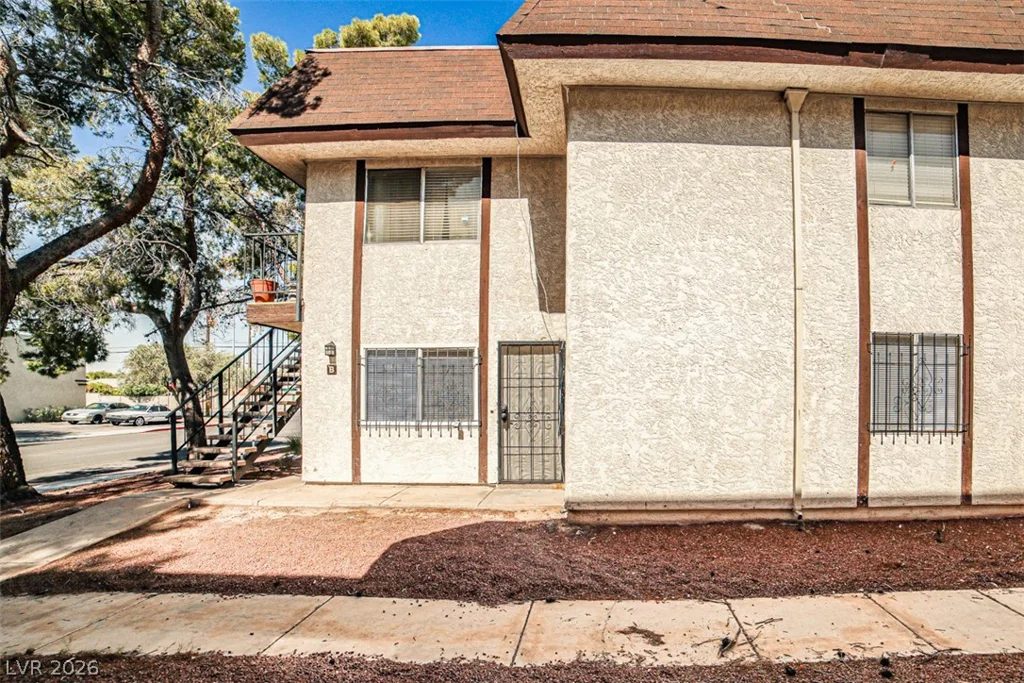 4348 Tara, Las Vegas, NV 89102