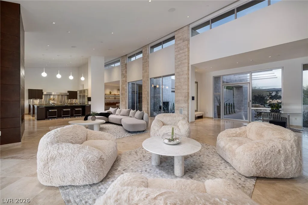36 Quiet Moon, Las Vegas, NV 89135