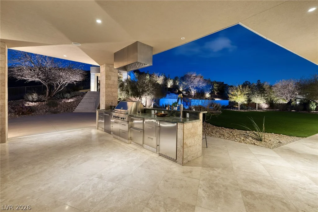 36 Quiet Moon, Las Vegas, NV 89135
