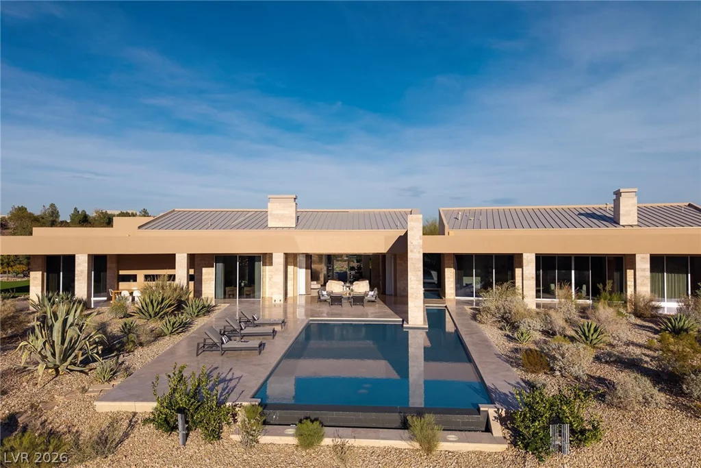 36 Quiet Moon, Las Vegas, NV 89135