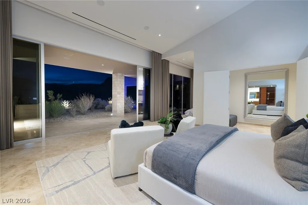 36 Quiet Moon, Las Vegas, NV 89135