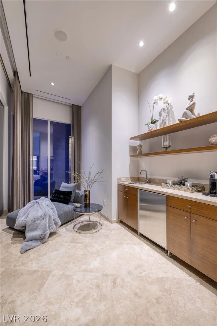36 Quiet Moon, Las Vegas, NV 89135