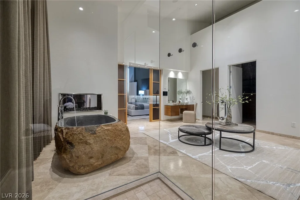 36 Quiet Moon, Las Vegas, NV 89135