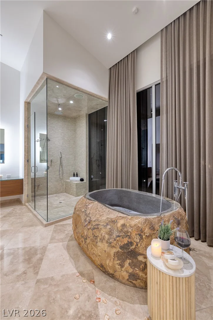 36 Quiet Moon, Las Vegas, NV 89135