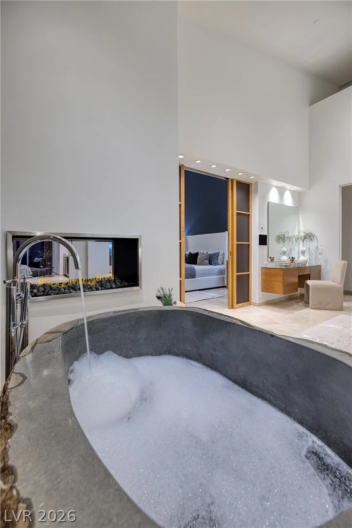 36 Quiet Moon, Las Vegas, NV 89135