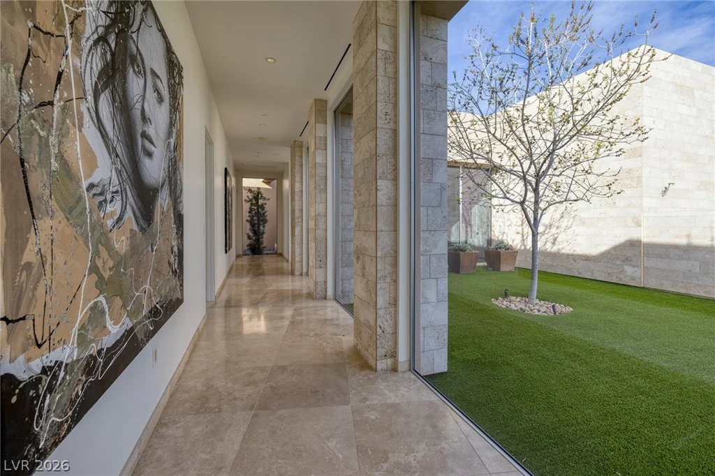 36 Quiet Moon, Las Vegas, NV 89135