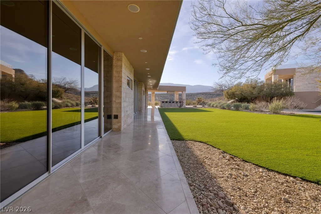 36 Quiet Moon, Las Vegas, NV 89135
