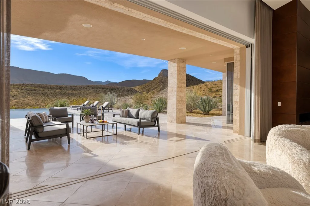 36 Quiet Moon, Las Vegas, NV 89135