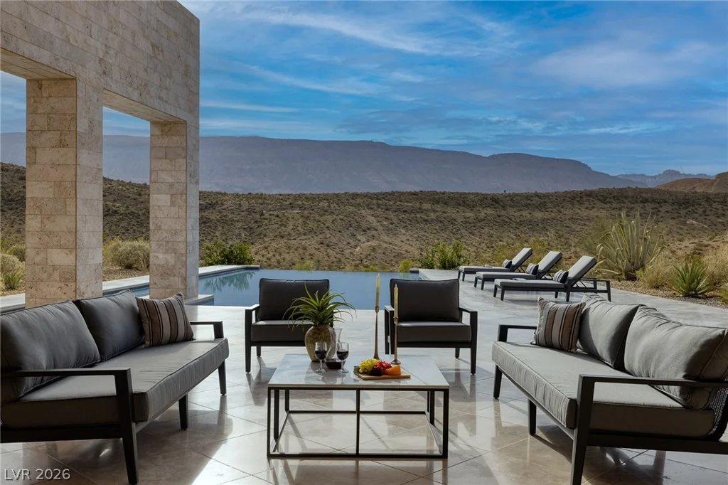 36 Quiet Moon, Las Vegas, NV 89135
