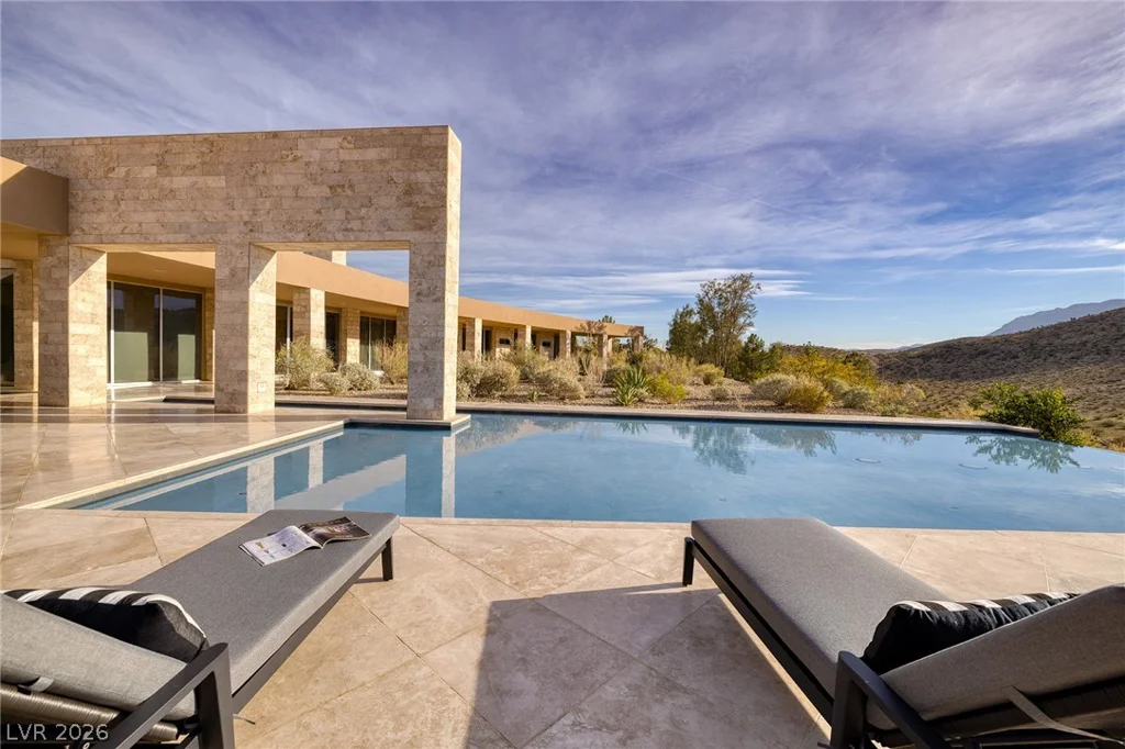 36 Quiet Moon, Las Vegas, NV 89135