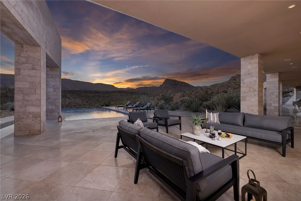 36 Quiet Moon, Las Vegas, NV 89135