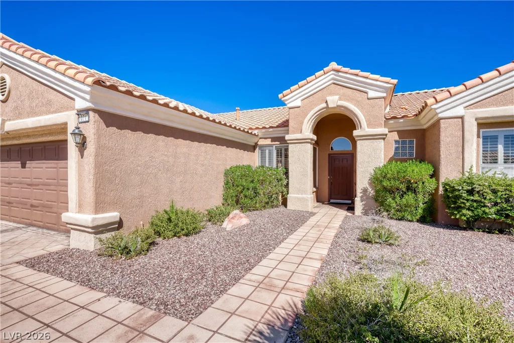 10716 Grand Cypress, Las Vegas, NV 89134