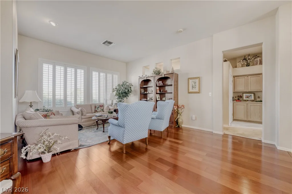 10716 Grand Cypress, Las Vegas, NV 89134