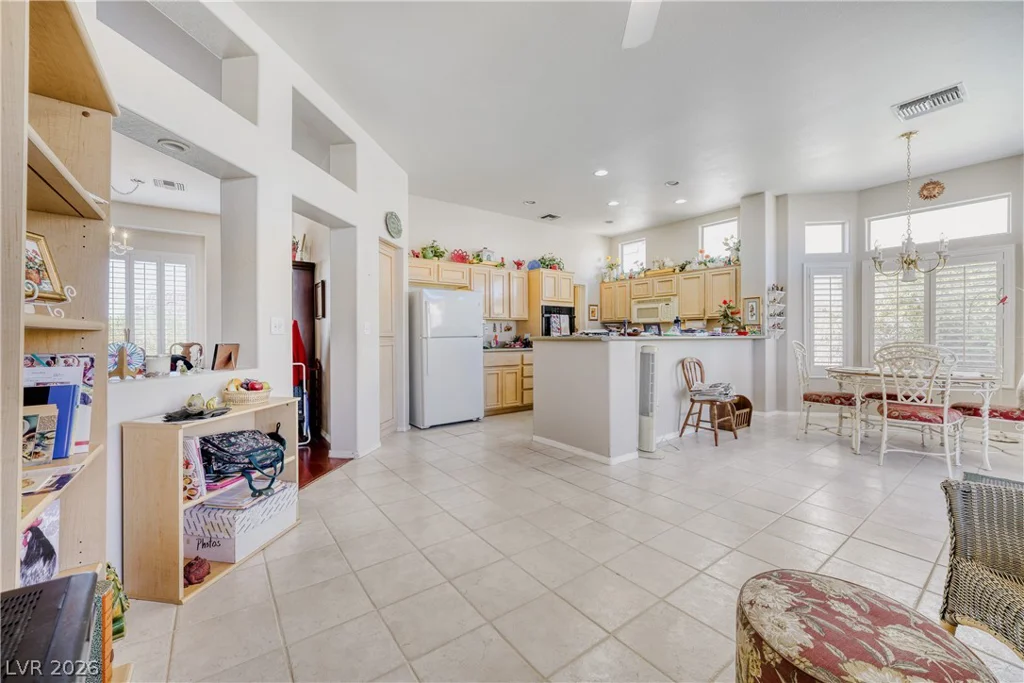 10716 Grand Cypress, Las Vegas, NV 89134