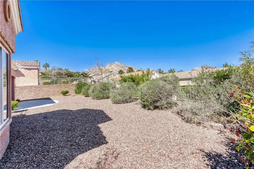 10716 Grand Cypress, Las Vegas, NV 89134