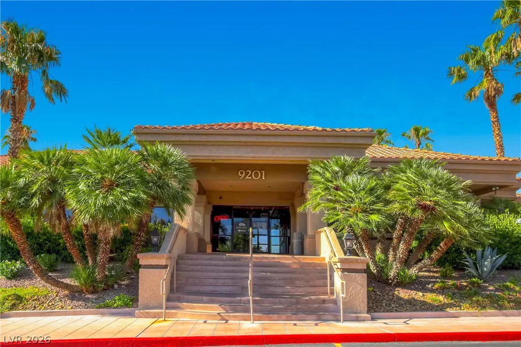 10716 Grand Cypress, Las Vegas, NV 89134