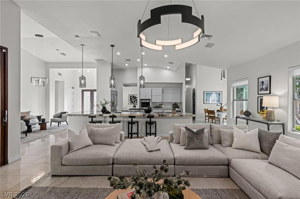 10968 Tranquil Waters, Las Vegas, NV 89135