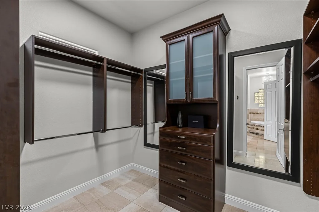 10968 Tranquil Waters, Las Vegas, NV 89135