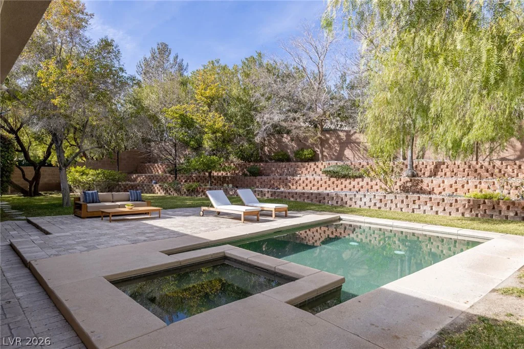 10968 Tranquil Waters, Las Vegas, NV 89135