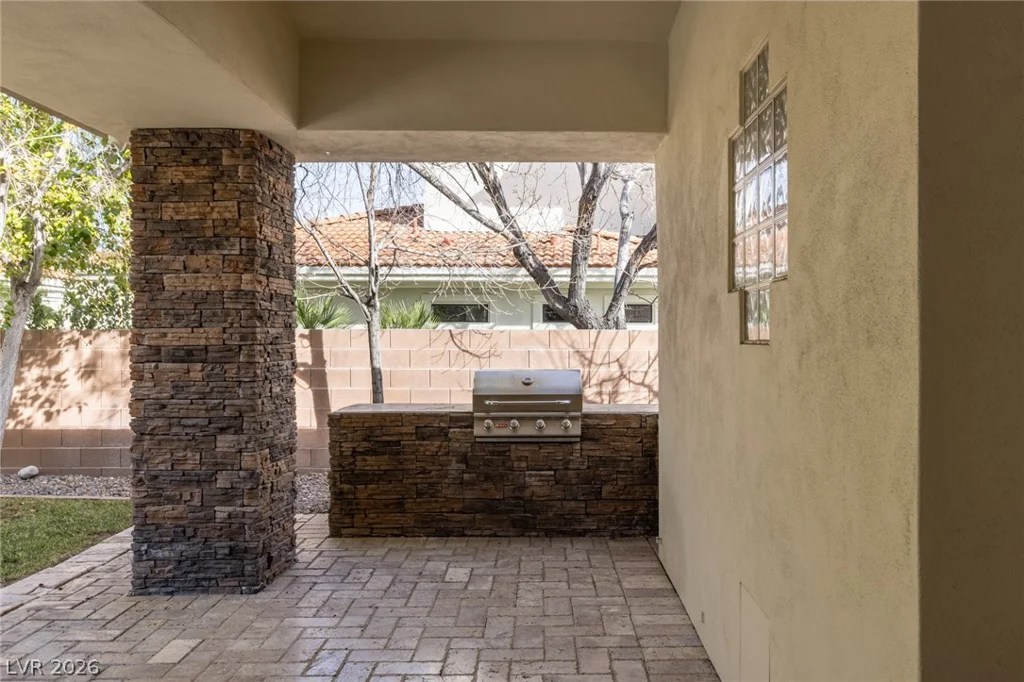 10968 Tranquil Waters, Las Vegas, NV 89135
