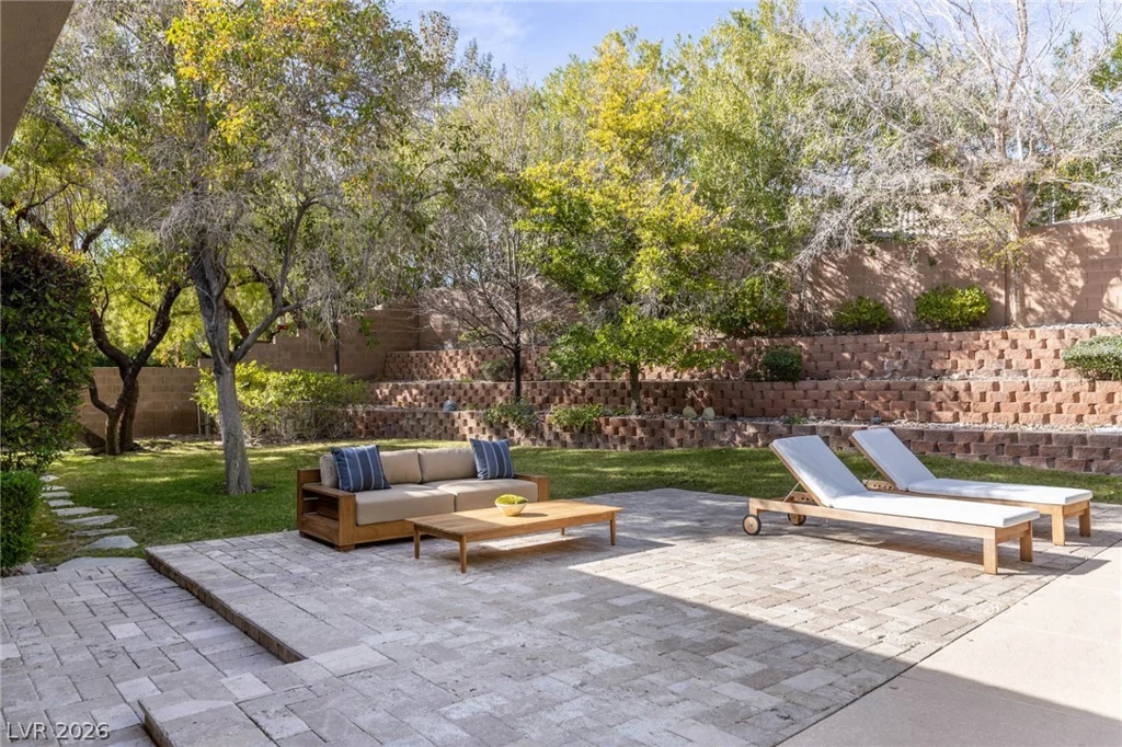 10968 Tranquil Waters, Las Vegas, NV 89135