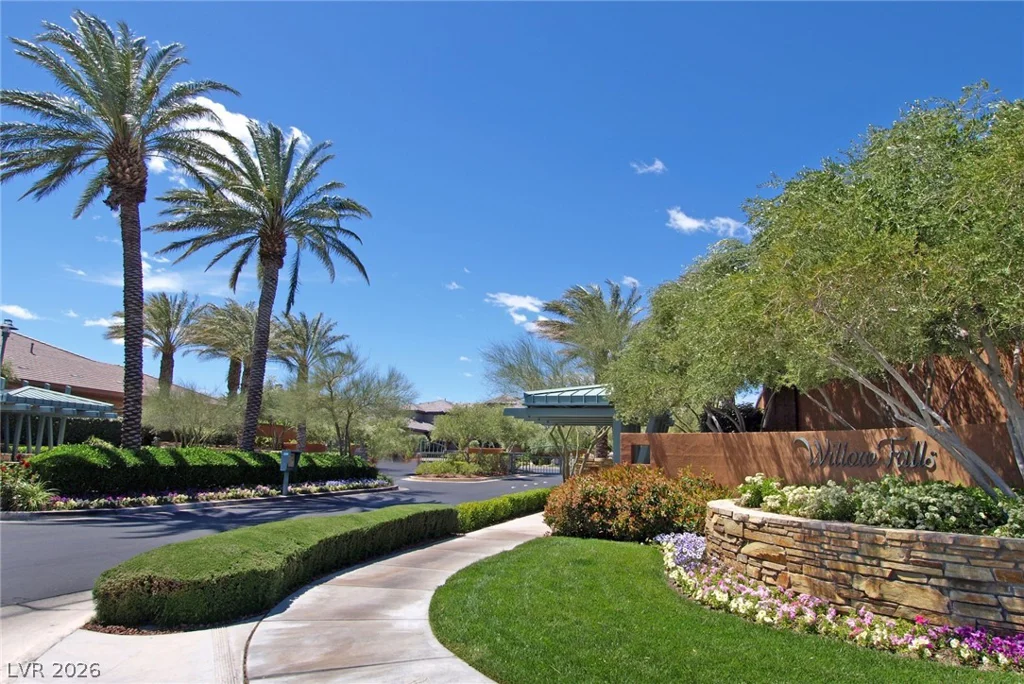 10968 Tranquil Waters, Las Vegas, NV 89135