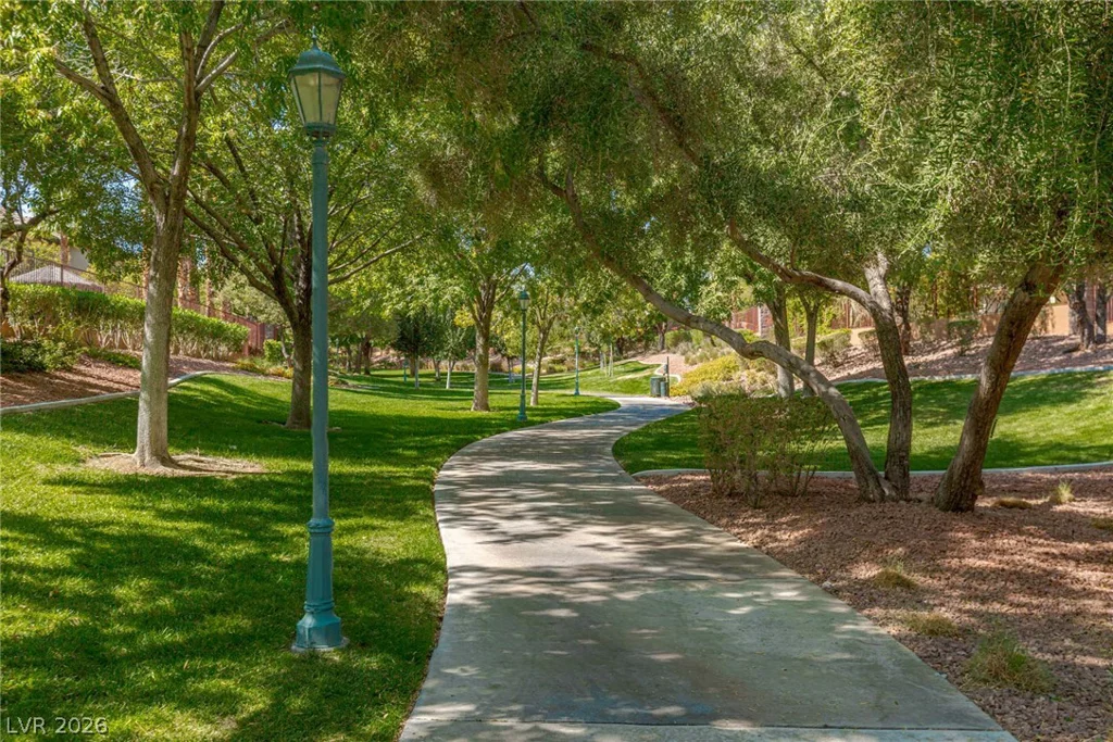 10968 Tranquil Waters, Las Vegas, NV 89135