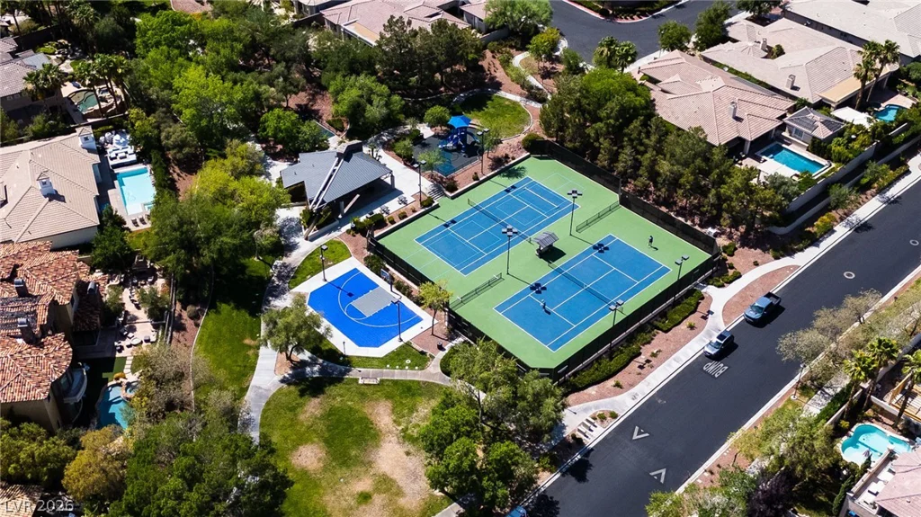 10968 Tranquil Waters, Las Vegas, NV 89135