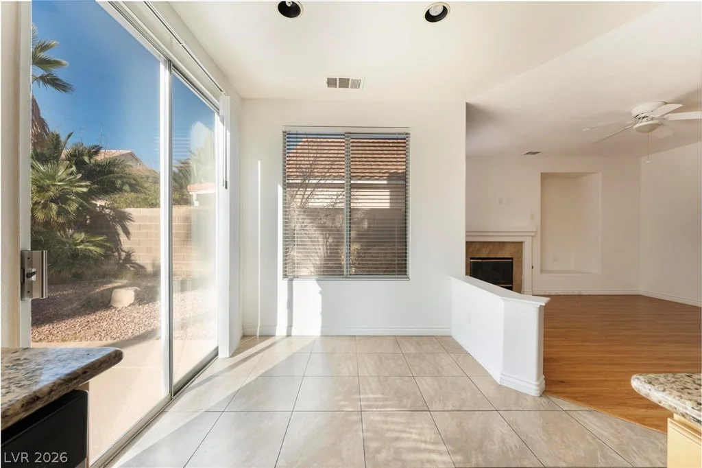 4741 Blue Moon, Las Vegas, NV 89147