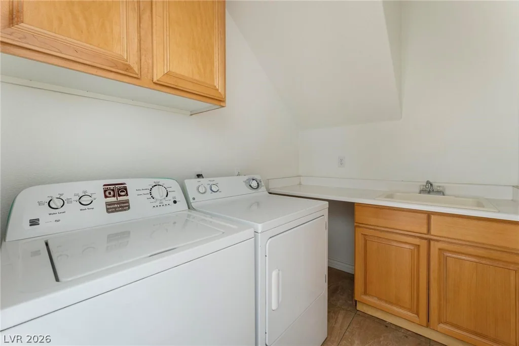 4741 Blue Moon, Las Vegas, NV 89147